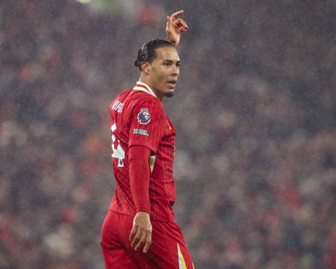 Disappointed Van Dijk details why Manchester United draw hurt