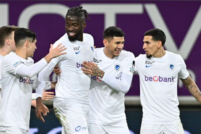 Genk celebrate with their new hero Tolu Arokodare