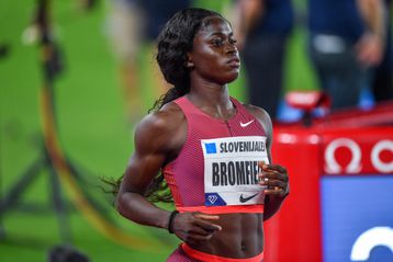 Disappointment for Noah Lyles’ girlfriend Junelle Bromfield after defeat in New Balance Indoor Tour