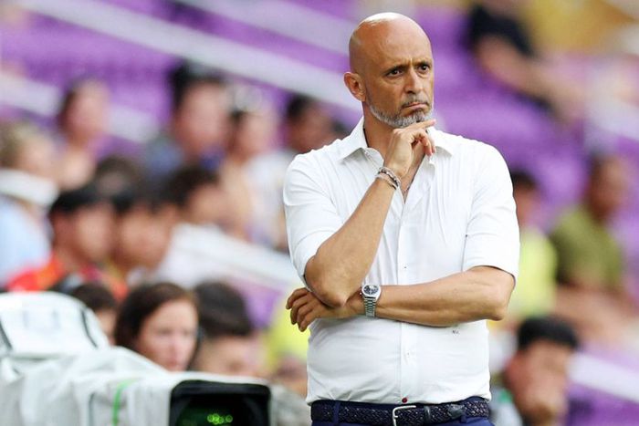 Miguel Cardoso Makes Emotional Appeal to Fans Amid Mamelodi Sundowns Pressure