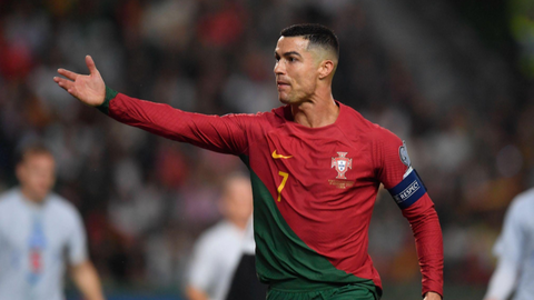 Portugal must drop Ronaldo to win Euros — Chelsea legend