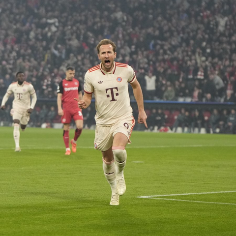 Harry Kane opened the scoring and completed it at the Allianz Arena for Bayern Munich.