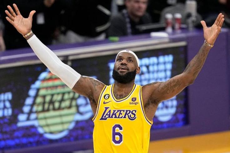 WATCH: LeBron James makes history, becomes first player to score 50,000 career points