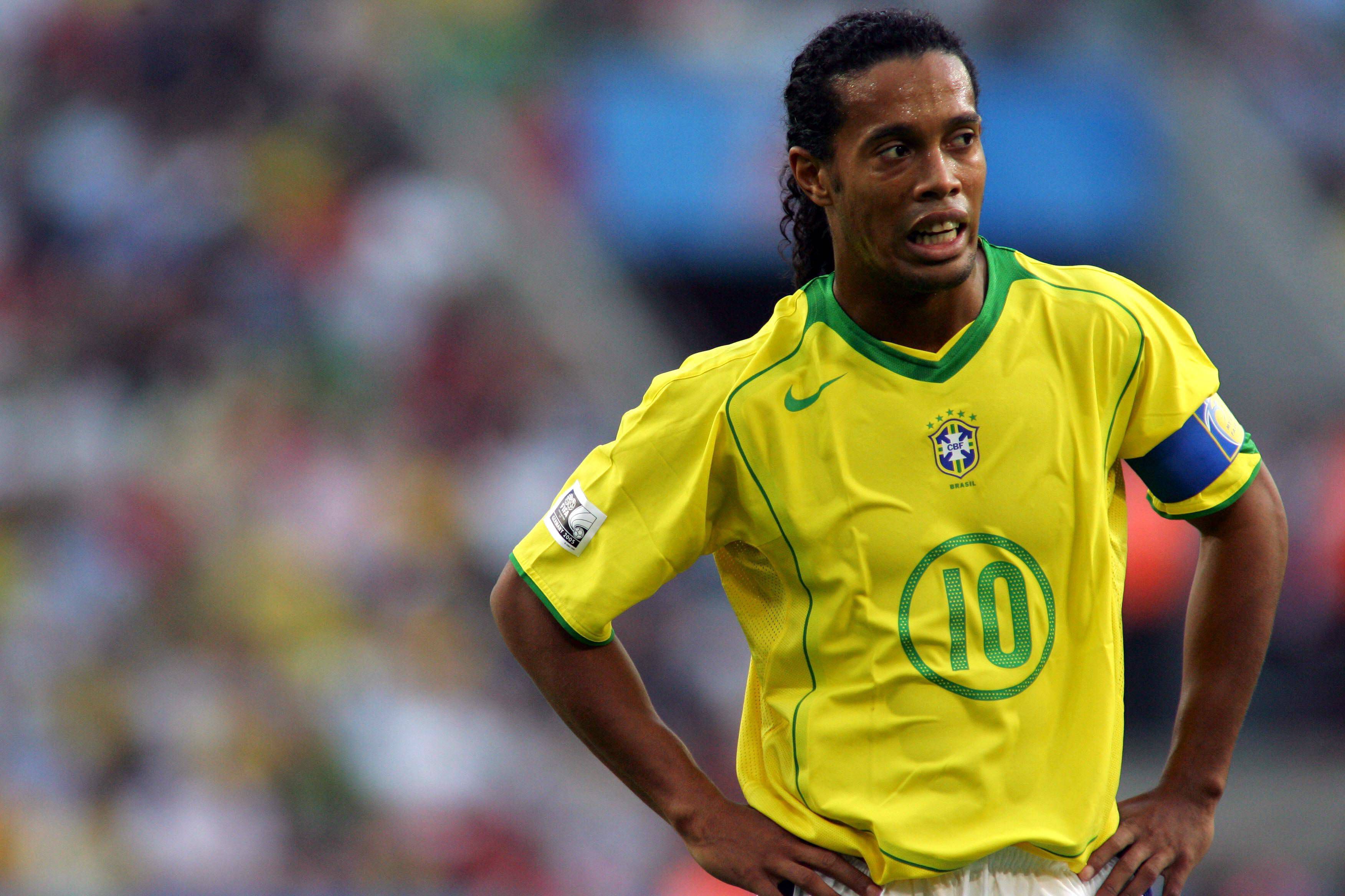 Ronaldinho Net worth, Ronaldinho age, Best of Ronaldinho, Ronaldinho ...