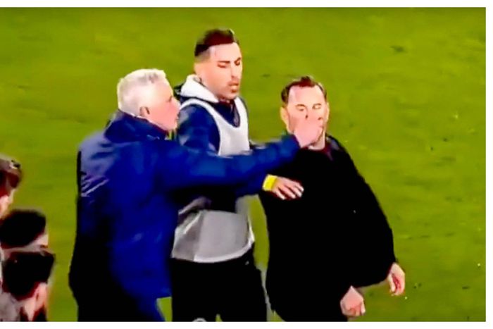 Jose Mourinho and Okan Buruk