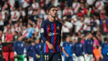 Barcelona forward attracts interest from Arsenal and Aston Villa