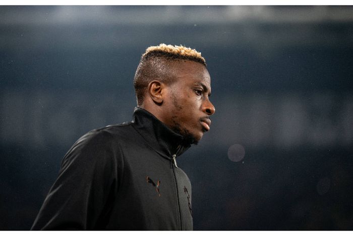 Fenerbahce legend criticised for defending Osimhen