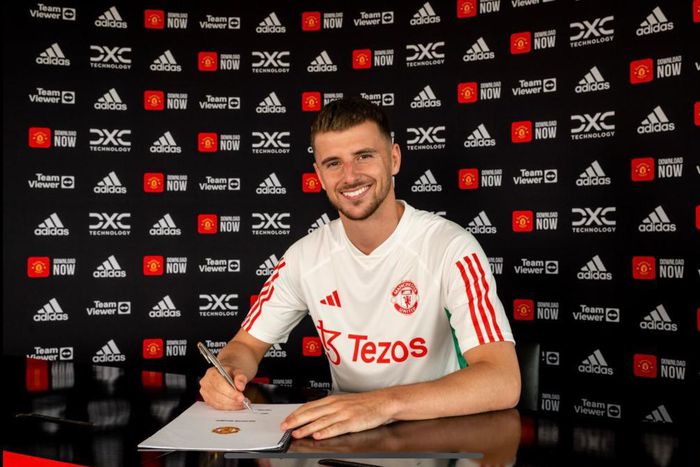 Mason Mount officially joins Manchester United from Chelsea
