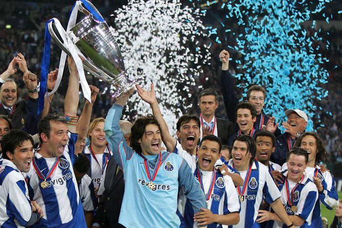 Porto's 2004 Champions League winning squad | Imago