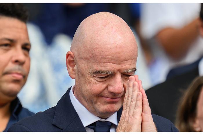 Infantino calls emergency meeting