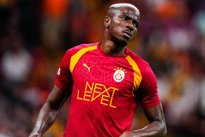 Osimhen explains decision to reject Galatasaray's no. 9 shirt