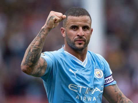Kyle Walker to sign new Manchester City contract after snubbing Bayern Munich