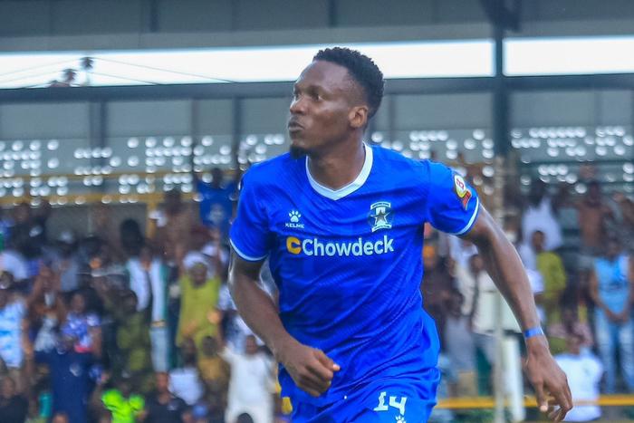 Lucky Emmanuel scored the first goal for Shooting Stars on the continent after 27 years. Image: Jamiu Adelase (X)