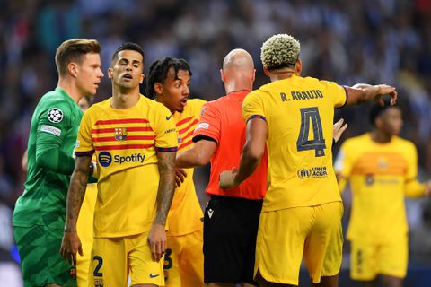 ‘Porto should have had two penalties against Barcelona’ — Controversial ex-referee gives verdict on UCL calls
