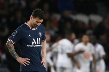 Injured Messi misses out for PSG again