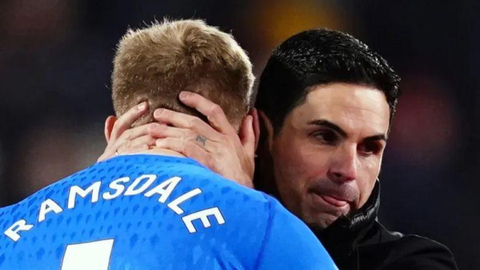 Mikel Arteta begs Ramsdale to stay at Arsenal despite being second choice