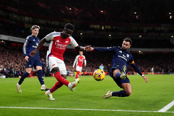 Saka, Fernandes, Gravenberch, and Odegaard are nominated for November Premier League Player of the Month award.