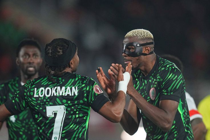 ‘He made the better choice’ — Fans rejoice as Lookman reportedly chooses ambition over money