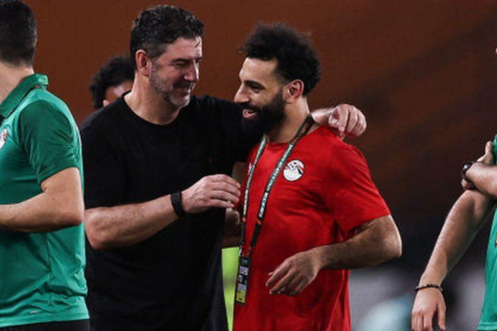 Mohamed Salah and former Egypt boss Rui Vitoria || Image credit: Imago