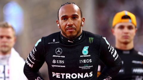 F1: Lewis Hamilton DUMPS Mercedes to join Ferrari in shock move