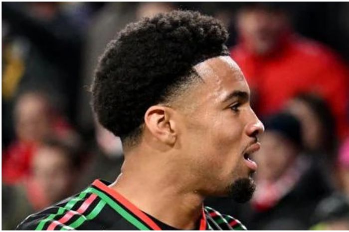 Boy of the moment, Nwaneri celebrates.