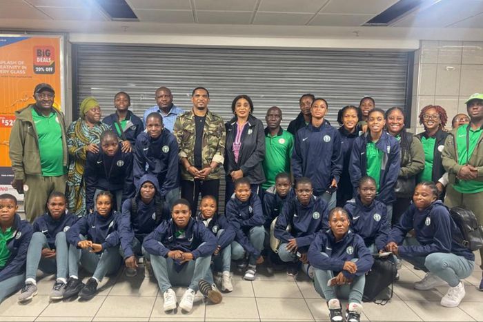 Nigeria's U-17 girls known as the Flamingos kneel to greet Cameroon legend Samuel Eto’o as they arrive South Africa for qualifiers.