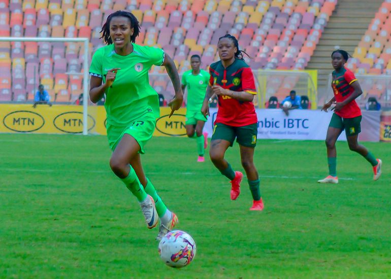 Jennifer Echegini in action || imago