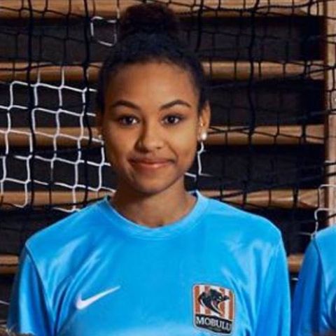 Onyinye Zogg the most beautiful Nigerian female footballer