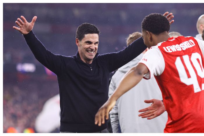 Arteta apologises to his team for picking the same XI