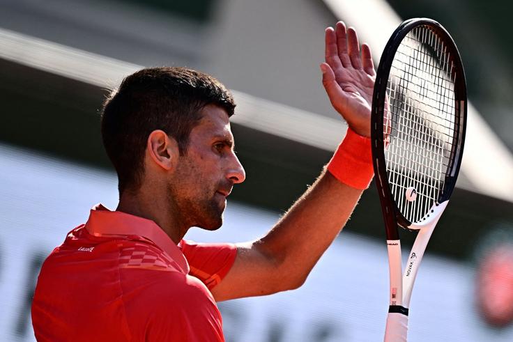 Novak Djokovic escapes Khachanov's threat to reach Roland Garros semifinals
