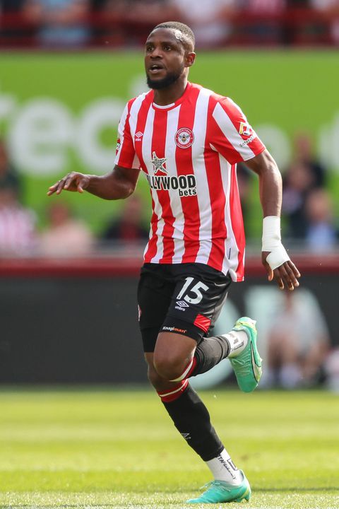 Brentford midfielder Frank Onyeka