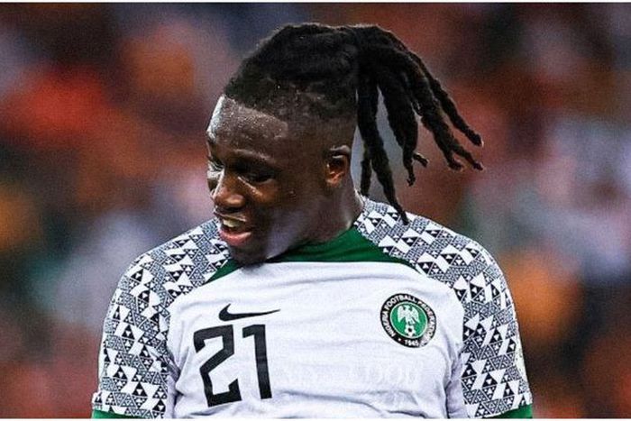 Calvin Bassey concern about arrival late to camp