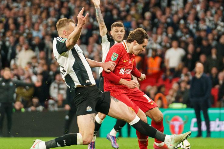 Italian Winger Ready to Fight for Future at Liverpool Amid Uncertain Role