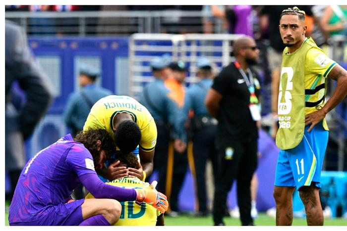 Oliseh slams Seleção after shock World Cup exit