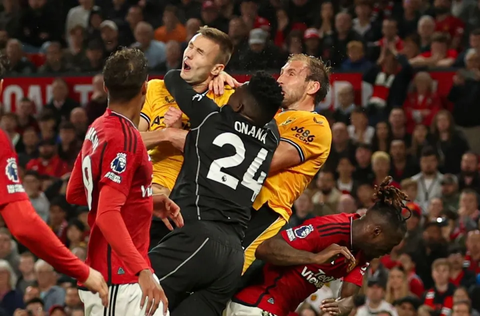 Onana's foul against Wolves || Photo Credit: The Sun