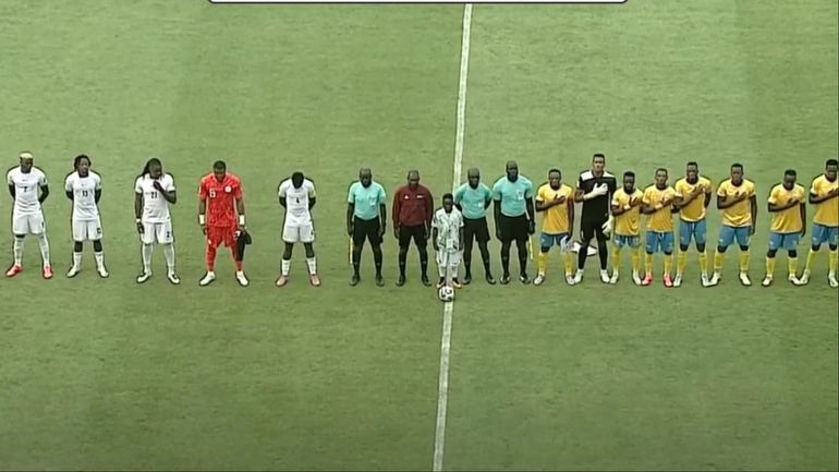 Nigerians are saying because of the way they played in the 1-0 win against Rwanda, the Super Eagles do not deserve to go to the World Cup.