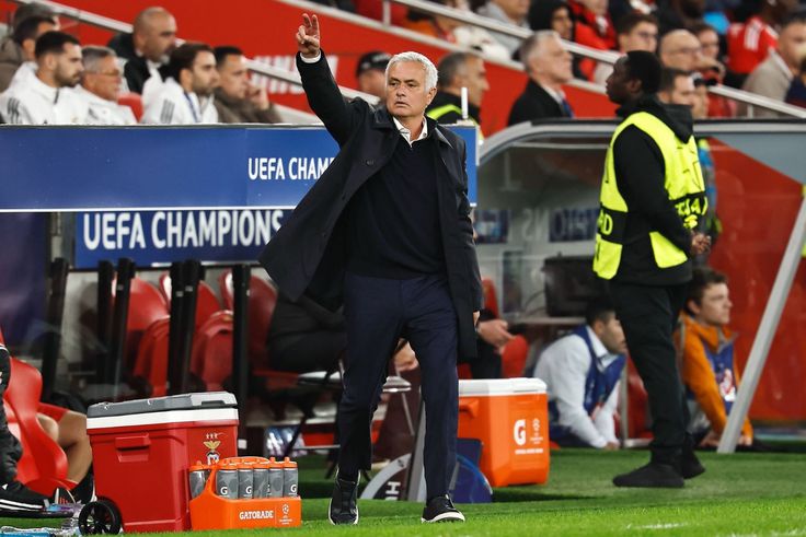 'The Special One' Tipped for Shock Premier League Return to Save Sinking Club