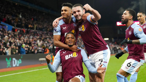 Aston Villa shock Man City to hand Arsenal Premier League title boost