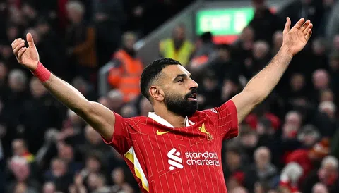 'Mo Salah has signed a new Liverpool contract'- Ex-Egypt star makes shocking claims