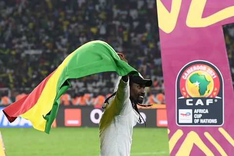 Senegal coach Cisse wins over critics after Cup of Nations win