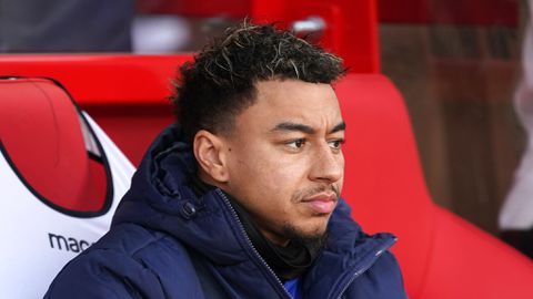 Ex-Manchester United star Jesse Lingard finally joins new club after 7 months of unemployment