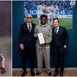 Taye Taiwo with his award!