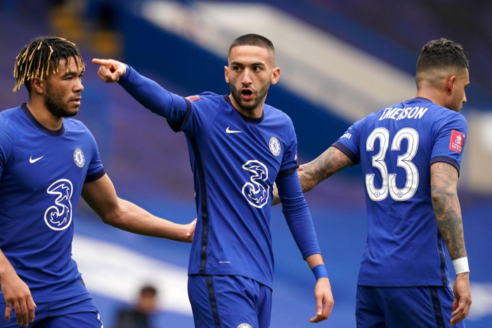 Reece James and Hakim Ziyech celebrating a goal for Chelsea
