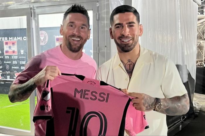 Real Madrid fan and UFC champion Ilia Topuria declares Lionel Messi the GOAT.