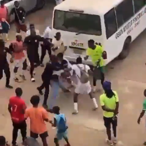 Shocking Moment: Ijebu Utd Players Face Off In Anthony Joshua Style 