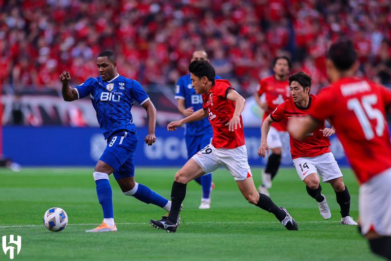 Ighalo playing for Al-Hilal against urawa Red Diamonds in the AFC Champions League final