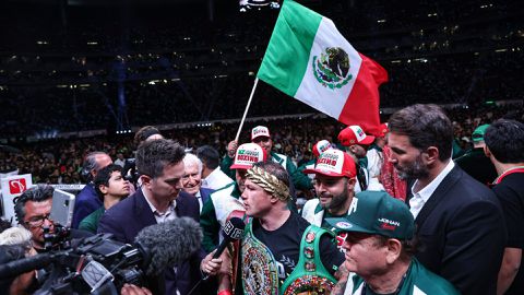 Canelo Alvarez defeats John Ryder in Mexico, targets Dmitry Bivol next