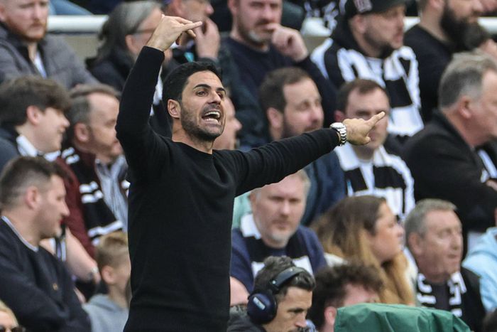 Mikel Arteta gestures as Arsenal take on Newcastle United.