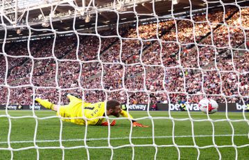 West Ham vs Manchester United: De Gea reaches unfortunate milestone with blunder against Hammers