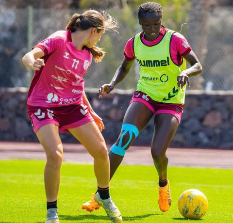 Super Falcons of Nigeria star Rinsola Babajide calms injury fears with Kinesiology Tape.